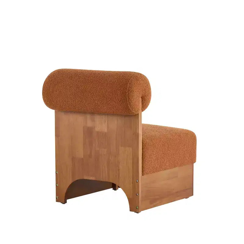Fauteuil de salon moderne Vatros en bouclette avec cadre en bois massif et dossier roulé