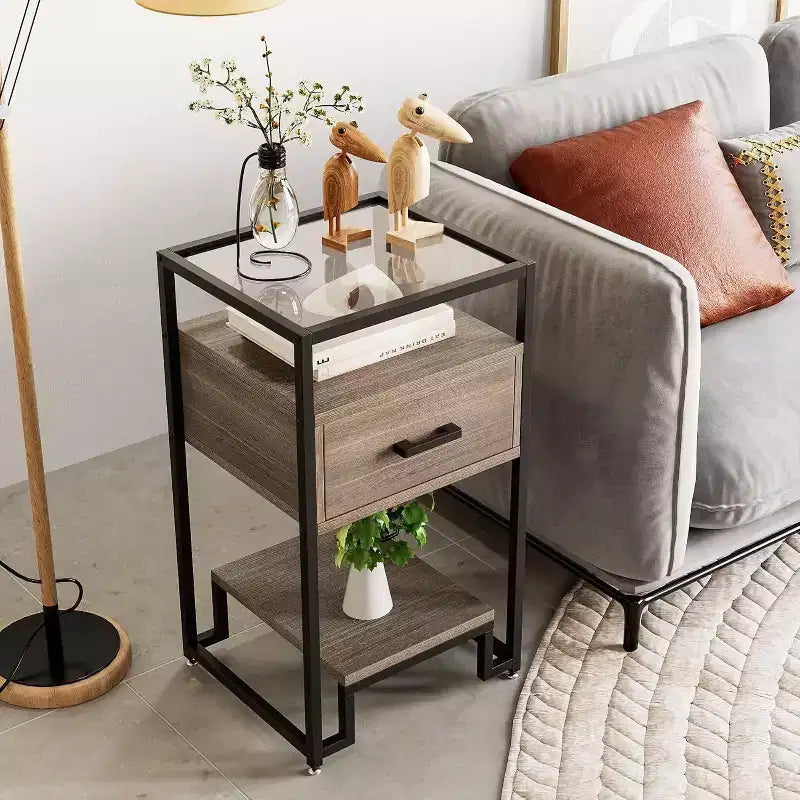 Table de chevet Acekool avec tiroir de rangement, 3 étagères et plateau en verre trempé, table d'appoint à cadre en acier pour chambre ou dortoir, assemblage facile