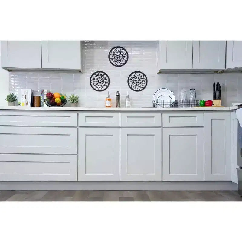 Meuble bas de cuisine CASAINC de 18 po L x 24 po P x 34,5 po H avec 3 tiroirs à fermeture amortie, armoires en contreplaqué prêtes à assembler