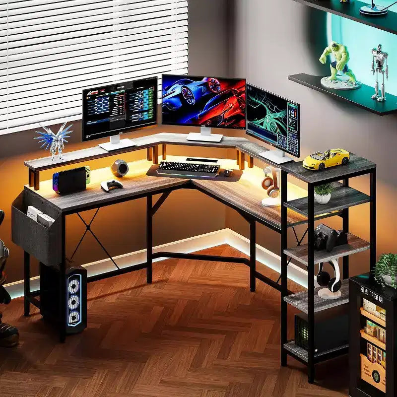 Bureau d'ordinateur Acekool 62 en forme de L avec prises de courant, lumières LED, support d'écran et étagères de rangement, bureau d'angle ergonomique pour bureau à domicile