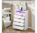 Meuble de rangement Acekool à 4 tiroirs avec éclairage LED et station de recharge, commode moderne blanche, armoire de rangement utilitaire pour chambre et salon