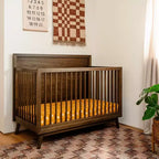Lit de bébé convertible 4-en-1 Babyletto Palma Mid-Century avec kit de conversion pour lit de bambin