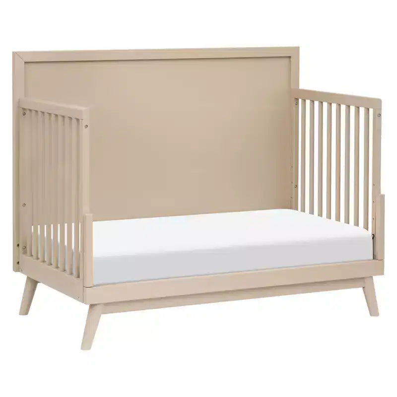 Lit de bébé convertible 4-en-1 Babyletto Palma Mid-Century avec kit de conversion pour lit de bambin