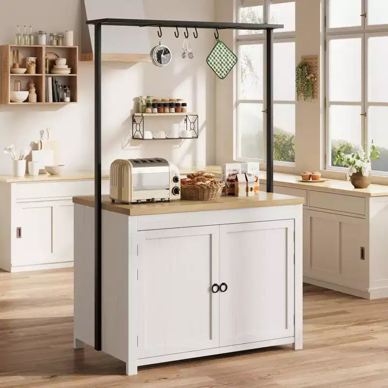 Meuble îlot de la série PB : 104 cm, corps blanc vintage avec plateau en bois naturel, idéal pour le rangement de cuisine et l'utilisation dans la salle à manger