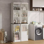 Meuble de salle de bain fin avec portes et étagères ouvertes, idéal pour les petits espaces. Ce meuble haut et étroit sur pied convient aux cuisines