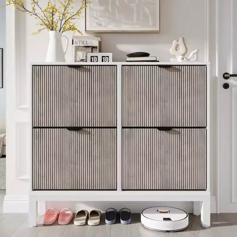 Meuble à chaussures moderne à 4 tiroirs basculants, meuble de rangement étroit pour chaussures avec cannelures,
