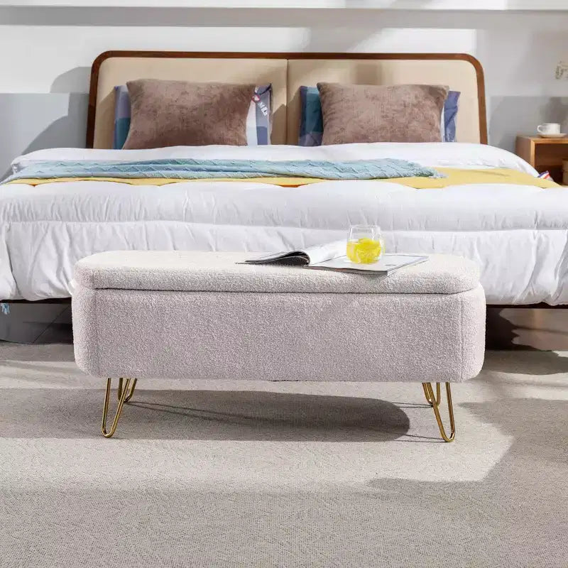 Banc de rangement ottoman Clihome pour pied de lit, banc d'entrée moderne en fausse fourrure blanc ivoire, rembourré avec rangement pour salon et chambre