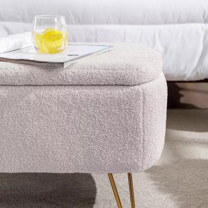 Banc de rangement ottoman Clihome pour pied de lit, banc d'entrée moderne en fausse fourrure blanc ivoire, rembourré avec rangement pour salon et chambre