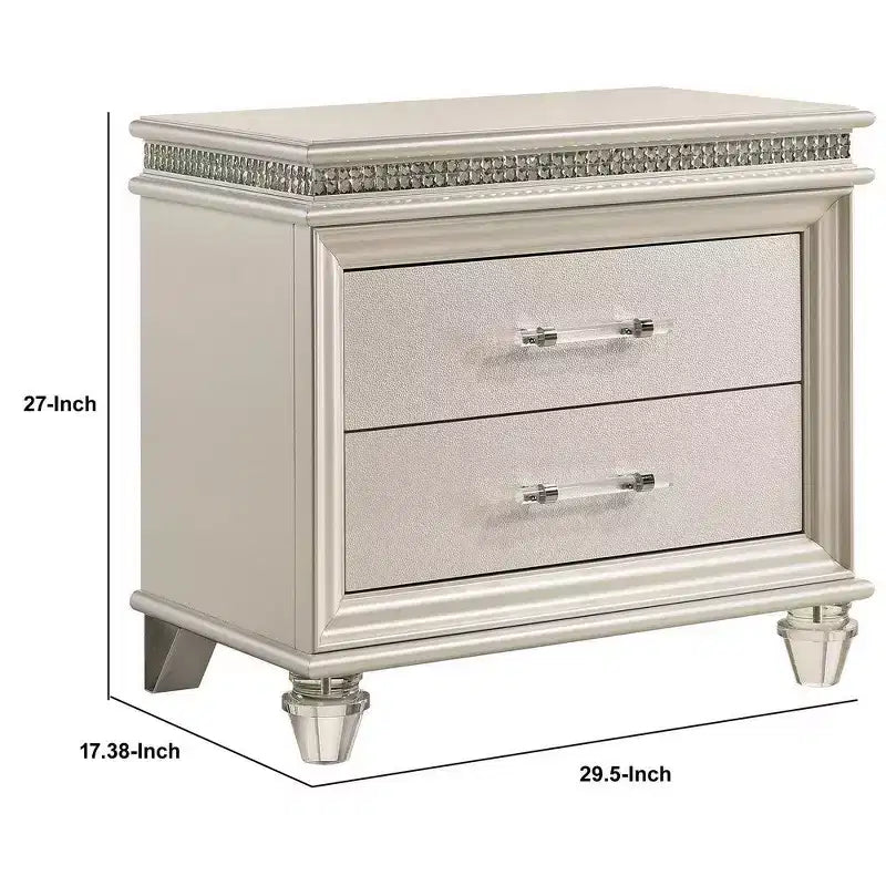 Table de chevet Royal Hampton à 2 tiroirs avec pieds en acrylique et accents en cristal, argent