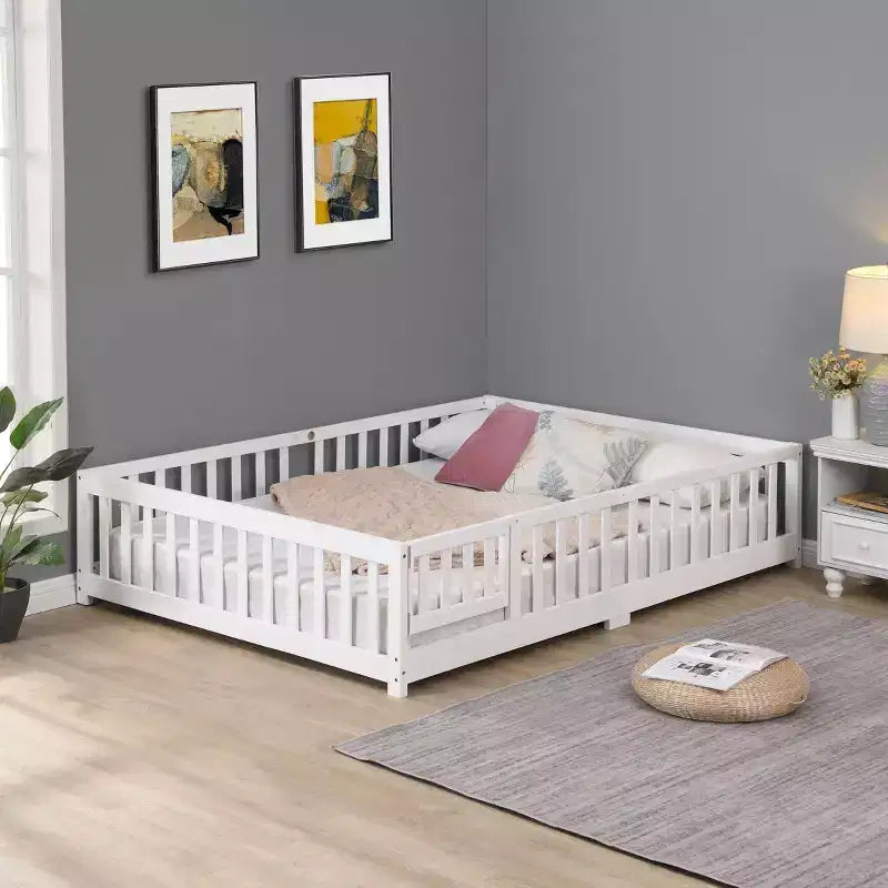 TUYOHW Lit au sol pleine grandeur pour tout-petits avec porte pour enfants, lit Montessori moderne en forme de maison avec clôture pour chambre à coucher