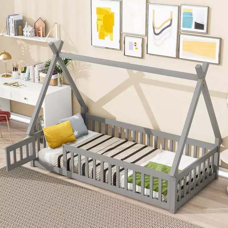 Lit d'enfant au sol TUYOHW, taille double, avec barrière de sécurité très haute, lit Montessori moderne avec porte pour chambre à coucher