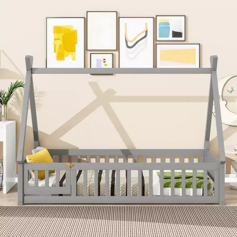 Lit d'enfant au sol TUYOHW, taille double, avec barrière de sécurité très haute, lit Montessori moderne avec porte pour chambre à coucher