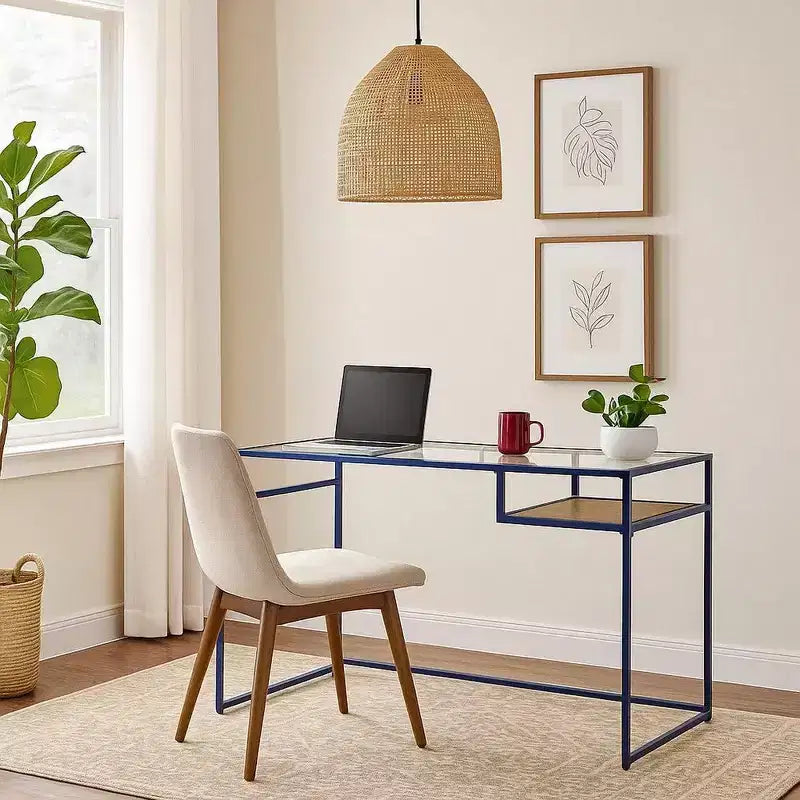 Bureau rectangulaire Royal Hampton avec plateau en verre, compartiment ouvert et piétement luge, bleu