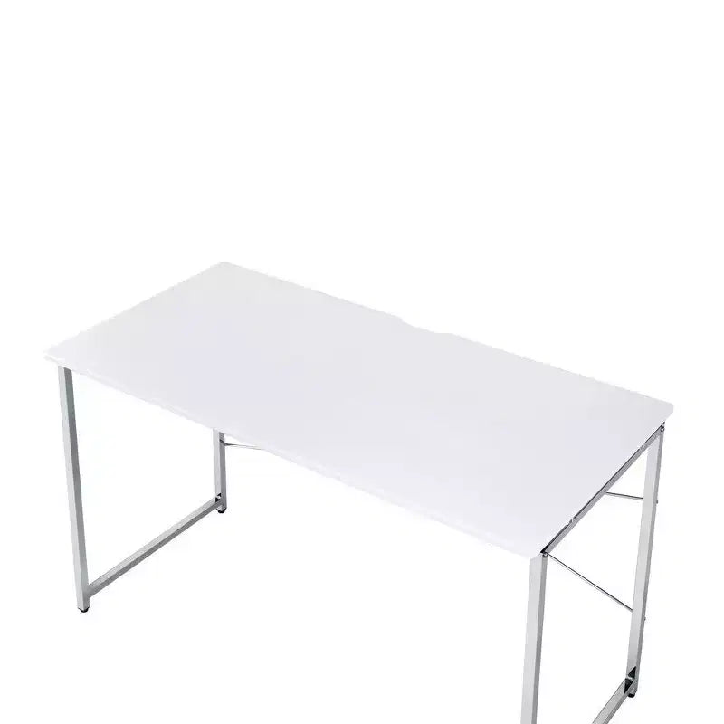 Bureau Royal Hampton avec barre transversale en X et finition chromée, blanc