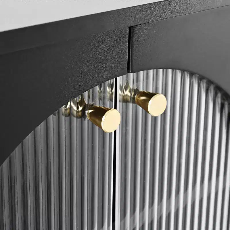 Meuble TV avec portes vitrées pour téléviseur de 78", console multimédia en bois avec portes de placard cintrées, centre de divertissement avec étagères réglables