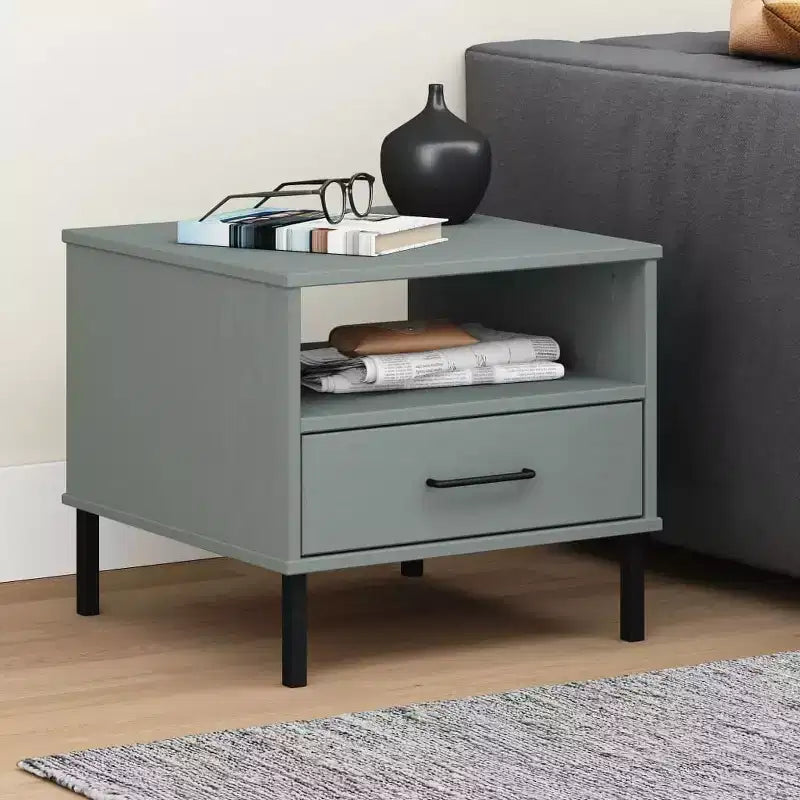 vidaXL Table de chevet de chambre à coucher avec pieds en métal Bois de pin massif OSLO