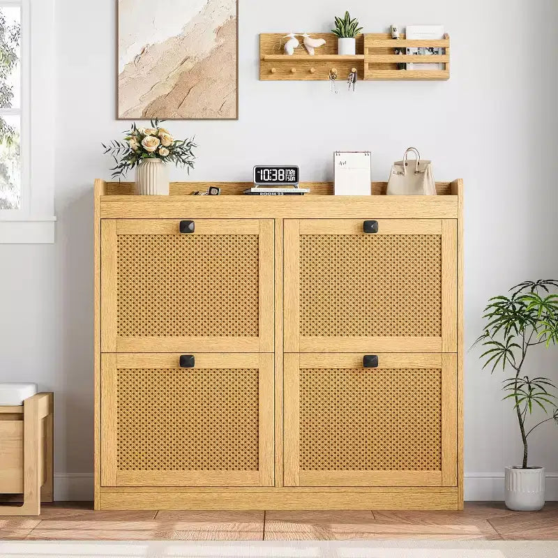 Meuble à chaussures en rotin avec 4 tiroirs basculants, Organisateur de chaussures en bois sur pied avec étagères réglables