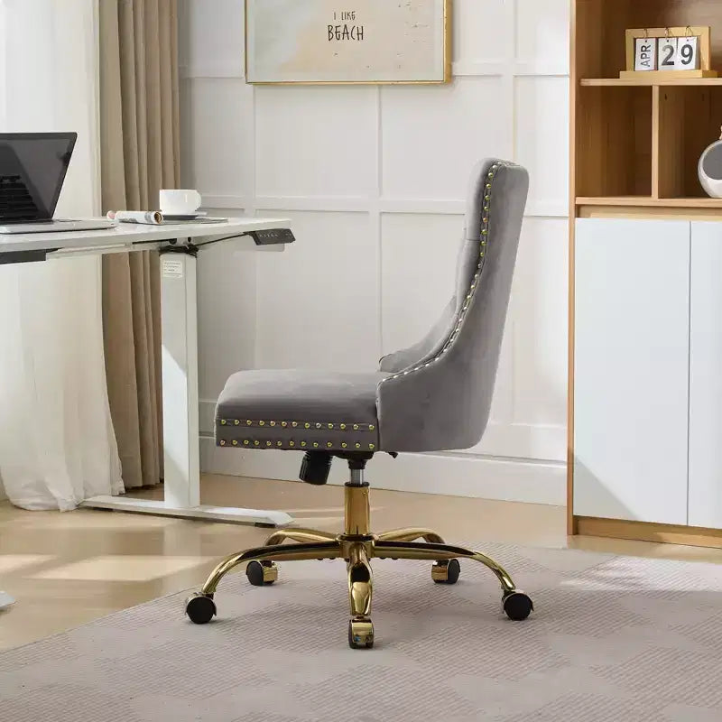 Chaise de bureau moderne pivotante TUYOHW avec dossier capitonné, chaise d'ordinateur en velours moelleux avec base en métal chromé, hauteur réglable de 19,7 à 22,4