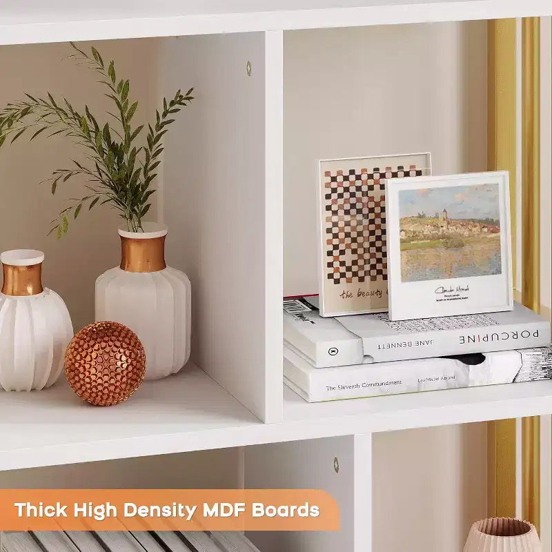 Étagère à livres dorée de 62 po avec 3 tiroirs et une porte, bibliothèque blanche et dorée à 4 niveaux avec cadre en métal, meuble de rangement sur pied pour bureau et salon