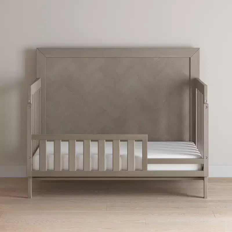 Lit de bébé convertible 4-en-1 Kieran de Child Craft, se transforme en lit de jour, en lit de tout-petit, en grand lit, 3 positions de matelas, finition sécuritaire pour bébé