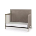 Lit de bébé convertible 4-en-1 Kieran de Child Craft, se transforme en lit de jour, en lit de tout-petit, en grand lit, 3 positions de matelas, finition sécuritaire pour bébé