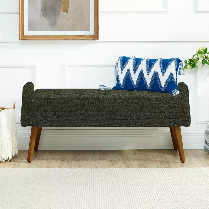 Banc moderne avec coussin moelleux, accoudoirs géométriques et pieds en bois massifIdéal pour les salons, les chambres et les entrées