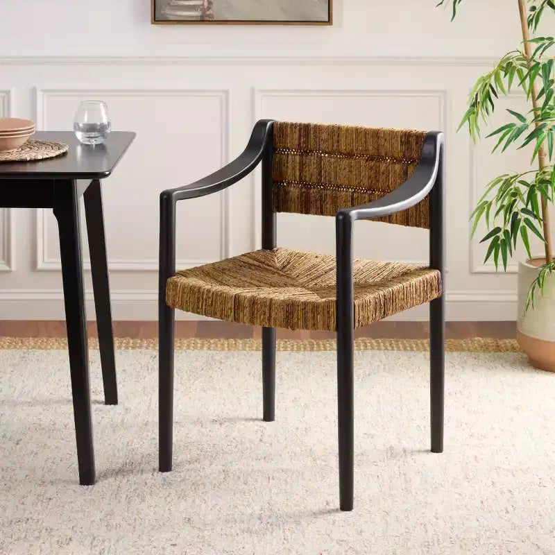Chaise de salle à manger Aksel Arm - DCH1214 - Banane Naturel/Noir - Safavieh
