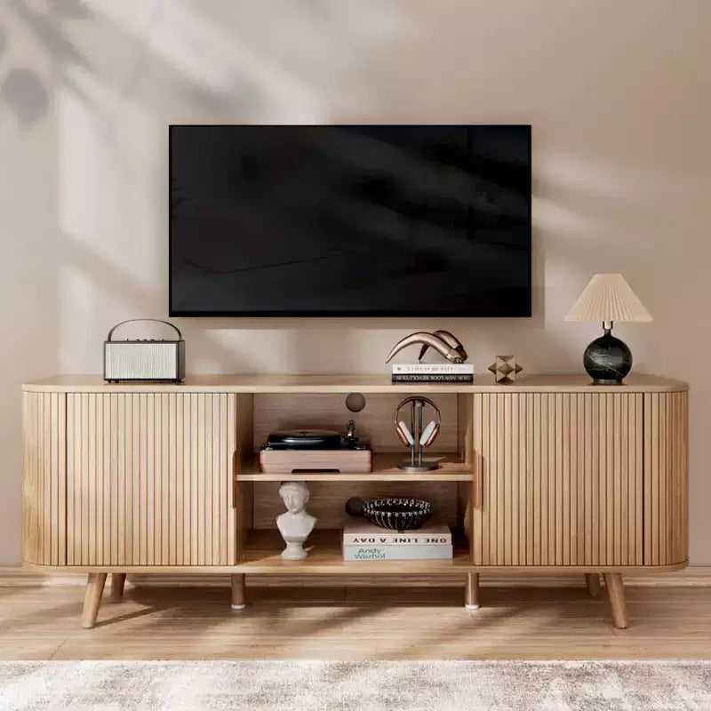 Meuble TV à porte tambour de 55 pouces, meuble média en bois de chêne pour TV de 65 pouces, console moderne du milieu du siècle avec bords incurvés et étagères ouvertes