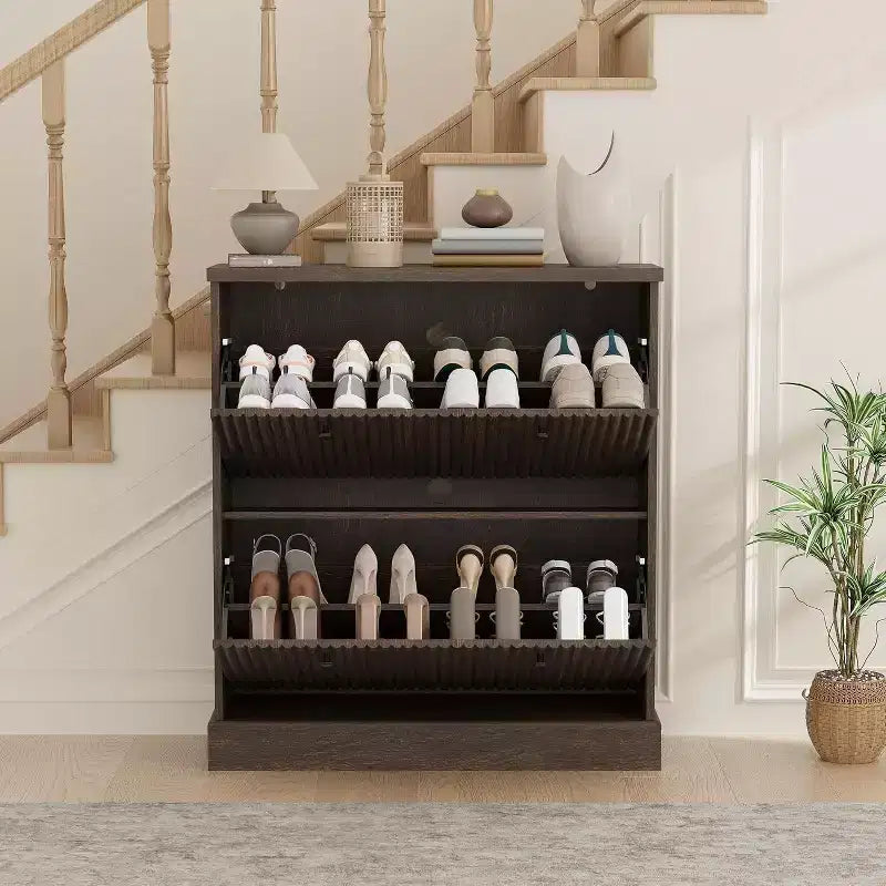 Meuble à chaussures cannelé de 31,5 po avec 2 tiroirs basculants - Organisateur d'entrée étroit avec étagères réglables pour couloir ou chambre à coucher