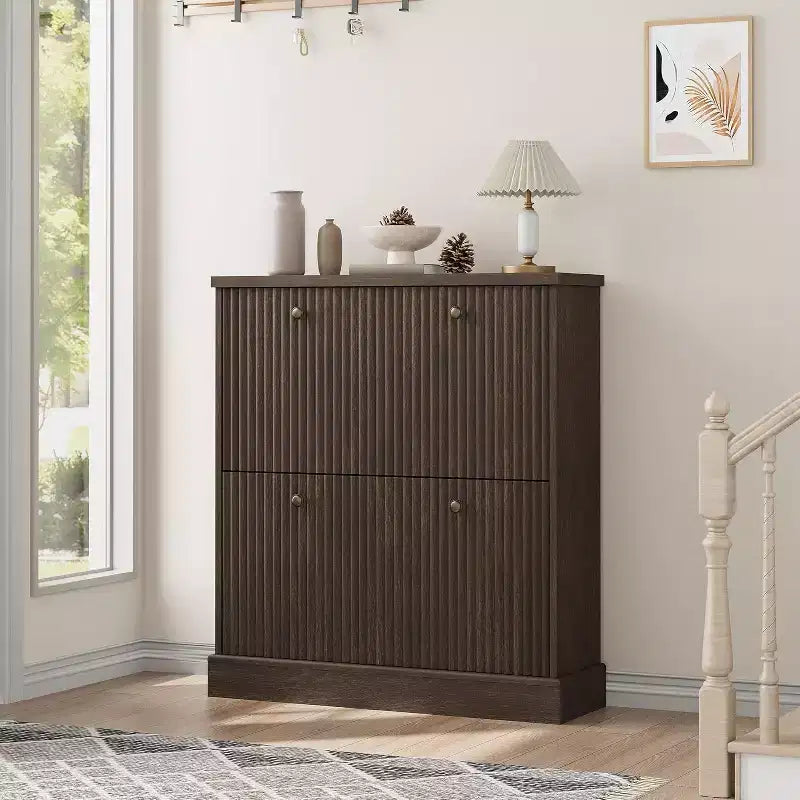 Meuble à chaussures cannelé de 31,5 po avec 2 tiroirs basculants - Organisateur d'entrée étroit avec étagères réglables pour couloir ou chambre à coucher