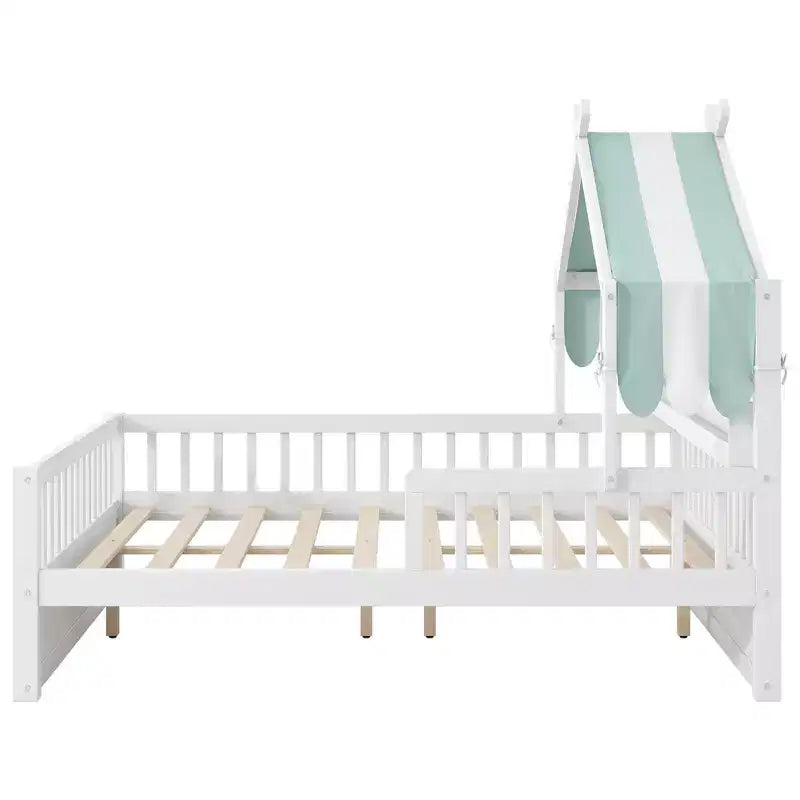 Lit de maison en bois GDFStudio Castillo avec étagère de tête de lit de rangement