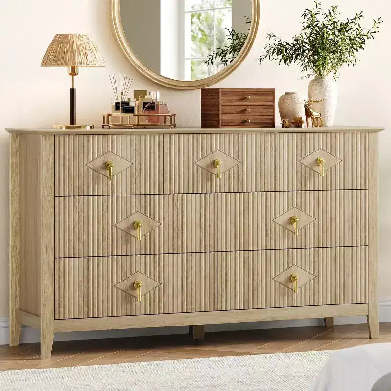 Commode moderne de 137 cm de large à 7 tiroirs avec poignées métalliques, commode en bois et meuble de rangement pour chambre, salon et entrée