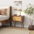 Table de chevet Whisen en rotin avec tiroir basculant et compartiments cachés, pieds hauts pour chambre et salon
