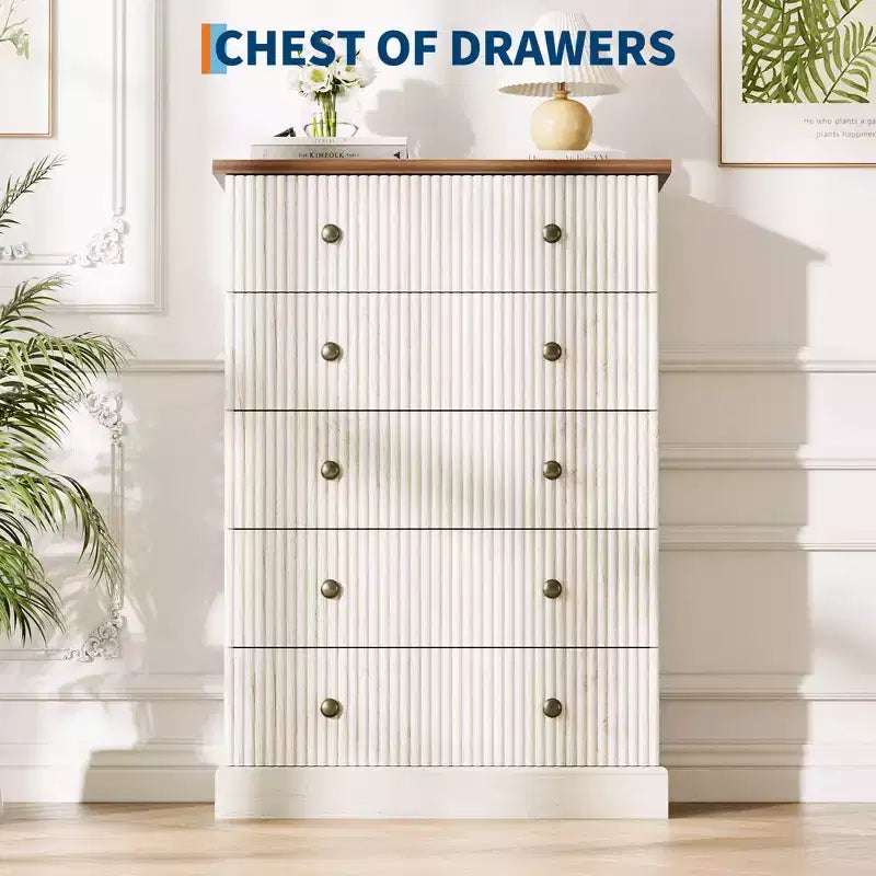 Commode haute 5 tiroirs peu encombrante pour chambre à coucher Commode verticale moderne, armoire de rangement spacieuse Finition bois blanc contemporain