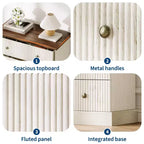 Commode haute 5 tiroirs peu encombrante pour chambre à coucher Commode verticale moderne, armoire de rangement spacieuse Finition bois blanc contemporain