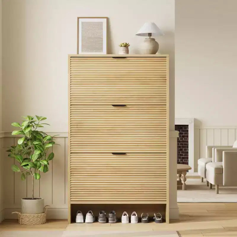 Meuble à chaussures cannelé avec 3 portes basculantes, rangement à chaussures haut dissimulé autoportant pour entrée, couloir, salon