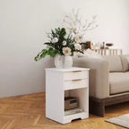 Avec son design épuré et moderne, cette table de chevet à 2 tiroirs, table d'appoint, table de nuit avec espace ouvert, poignée dorée, design moderne, pour le salon.