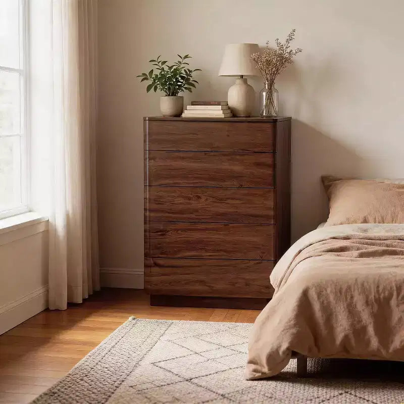 Commode à 5 tiroirs, commode en bois, commode moderne au design profilé courbé, armoire de rangement pour chambre à coucher ou salon