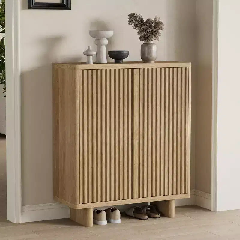Meuble à chaussures 5 niveaux avec porte cannelée, organisateur de rangement de chaussures pour entrée avec 4 étagères réglables, autoportant étroit