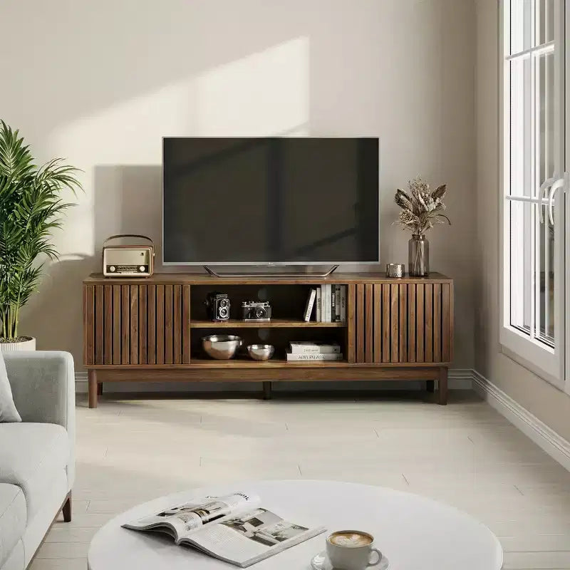 GDFStudio Meuble TV Rajesh Moderne en Bois 55 po avec Étagères Ouvertes et Trou pour Câbles