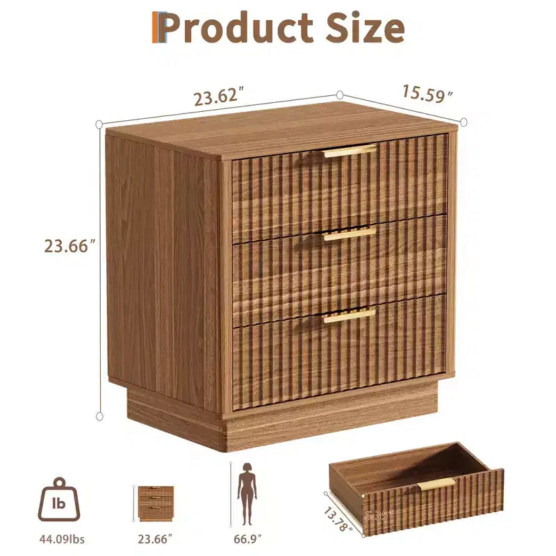Table de chevet à rainures larges de 23,6 pouces avec 3 grands tiroirs de rangement, table de chevet moderne en bois de style Mid-Century avec poignées en métal pour chambre et salon