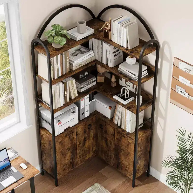 Bibliothèque d'angle à 6 niveaux de 188 cm de haut avec rangement, étagères en forme de L rustiques avec armoire et portes pour le salon et le bureau à domicile