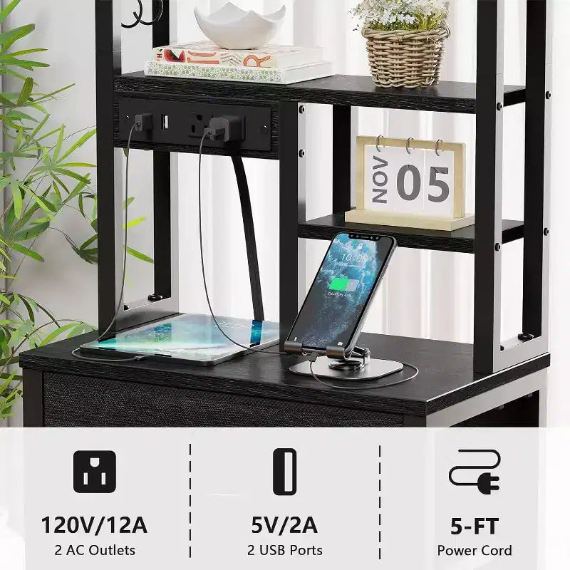 Table de chevet Qwatto avec station de charge et port USB, table de nuit haute à 4 tiroirs avec étagères pour chambre et dortoir, table d'appoint en bois et métal, finition noire
