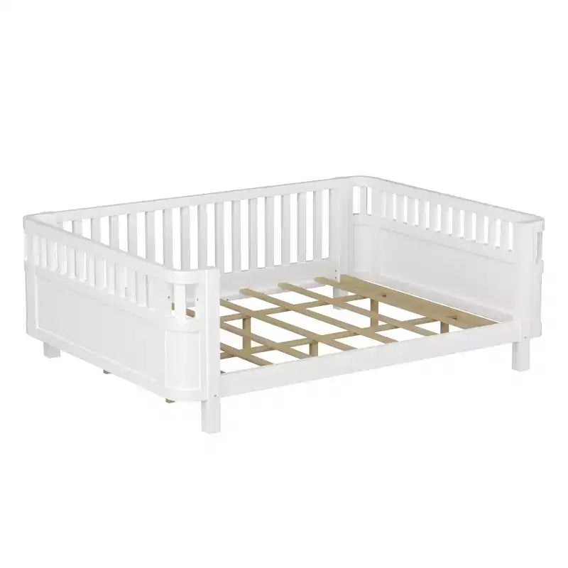 Lit de repos à plateforme en bois ModernLuxe Queen Size avec barrières de sécurité, cadre de lit bas pour enfants