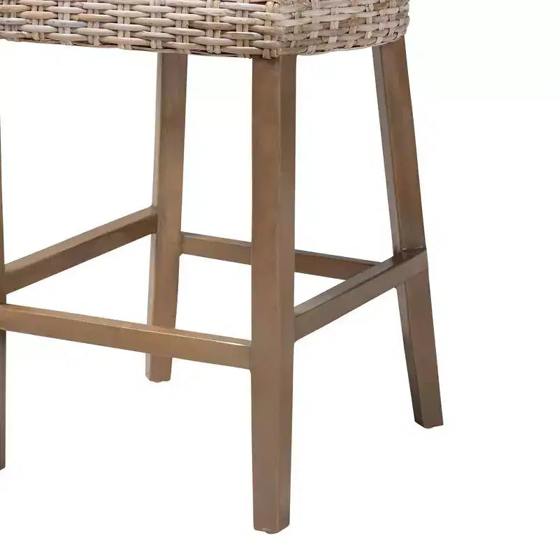 bali & pari Enver Tabouret de bar hauteur comptoir en rotin et bois d'acajou gris Kubu/taupe rustique