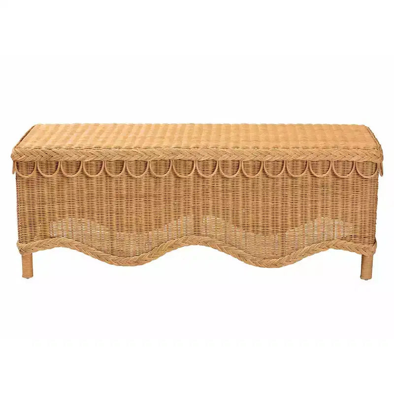 Banc d'appoint en rotin Erla de Bali et Paris avec bordure festonnée en miel clair