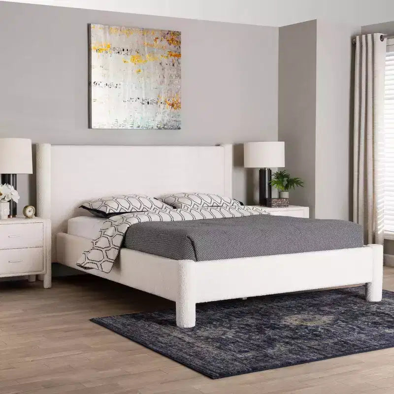 Lit plateforme King Size Baxton Studio Laria en tissu peluche blanc