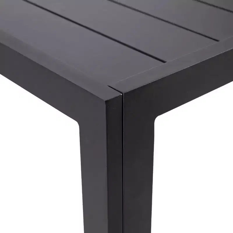 Table à dîner d'extérieur Leisuremod Chelsea en aluminium de 63 po