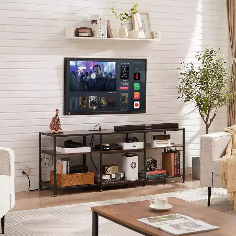 Meuble TV VECELO avec prises de courant, centre de divertissement industriel avec étagères de rangement ouvertes à 3 niveaux, 63 pouces