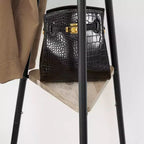 VASAGLE Portemanteau sur pied, Porte-manteau, Arbre d'entrée avec 2 étagères, pour vêtements, chapeaux, sacs, style industriel